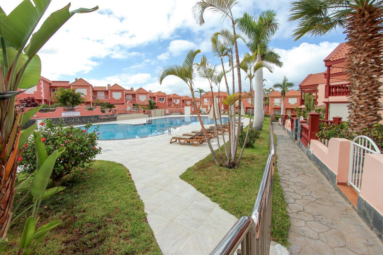 אדחה Kate Duque Fantastic Apartment With Lovely Pool מראה חיצוני תמונה