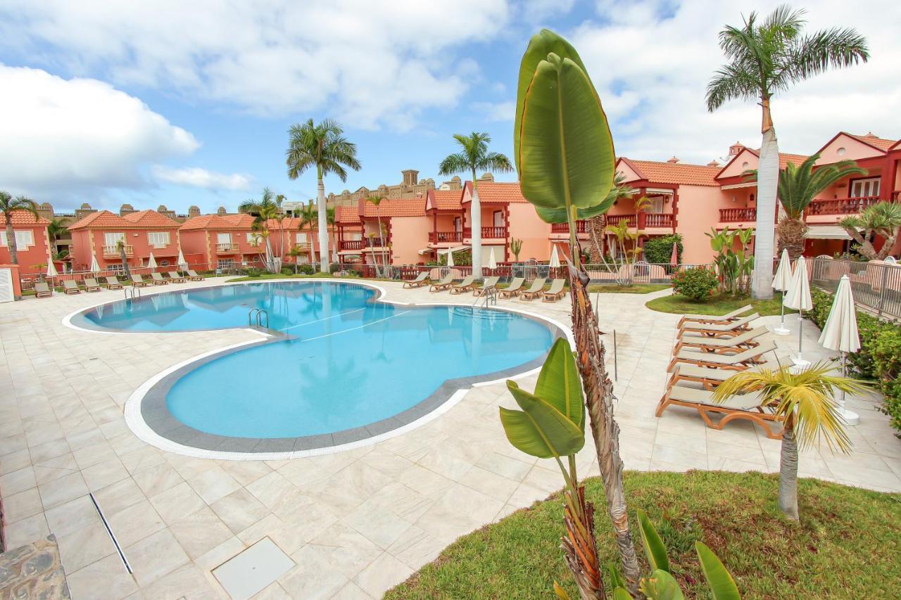 אדחה Kate Duque Fantastic Apartment With Lovely Pool מראה חיצוני תמונה