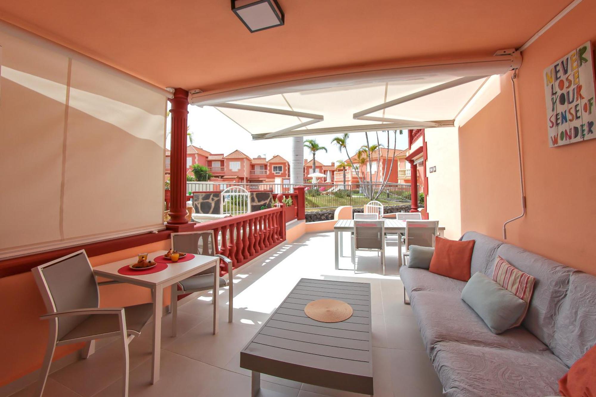 אדחה Kate Duque Fantastic Apartment With Lovely Pool מראה חיצוני תמונה